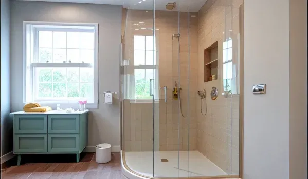 Jaki spadek pod prysznicem jest odpowiedni? Optymalne nachylenie płytek